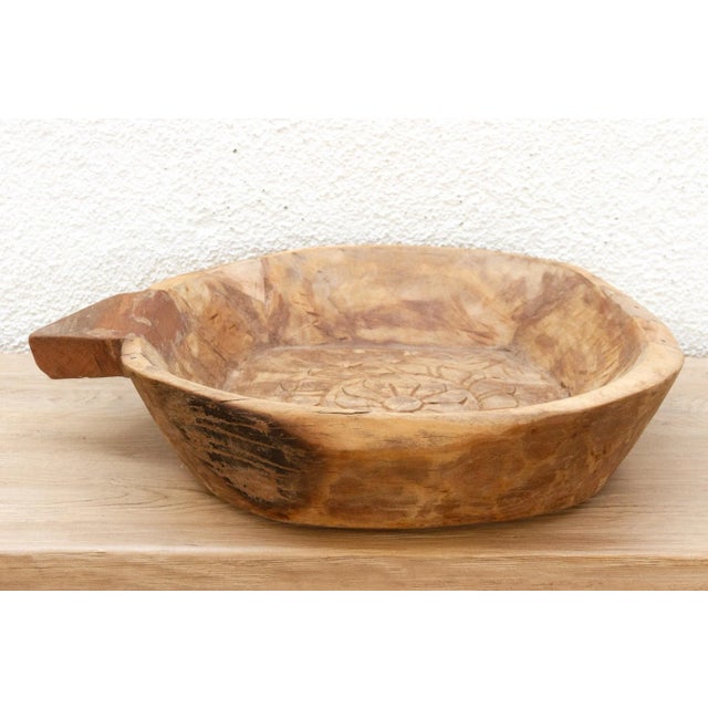 Primitive Carved Wood Swat Valley Bowl For Sale In Los Angeles - Image 6 of 9
