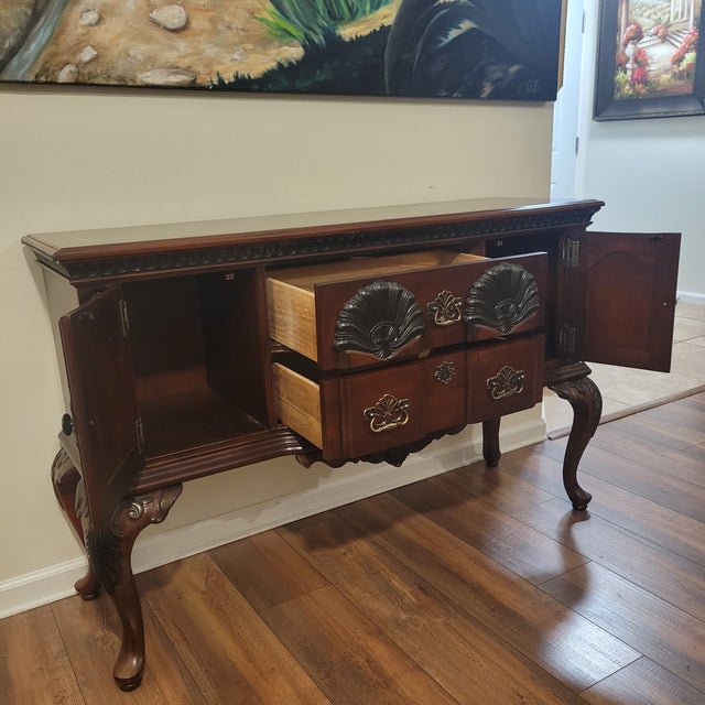 Spectacular French provincial Sideboard buffet Carved table in excellent condition