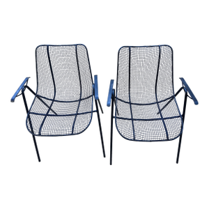 1950s Woodard Sculptura Arm Chairs, Attributed - A Pair