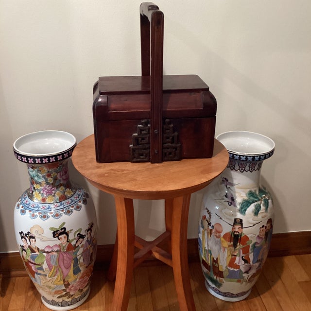 Early 20th Century Antique Chinese Handmade Wood Lunch/Storage Box For Sale - Image 10 of 12