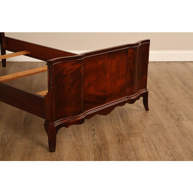 Wood Pair of Vintage Flame Mahogany Twin Beds with Pierced Headboards, Circa 1940s For Sale - Image 7 of 18