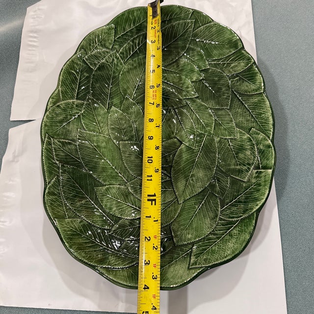 Italian Mid 20th Century Italian Green Leaf Oval Platter For Sale - Image 3 of 9