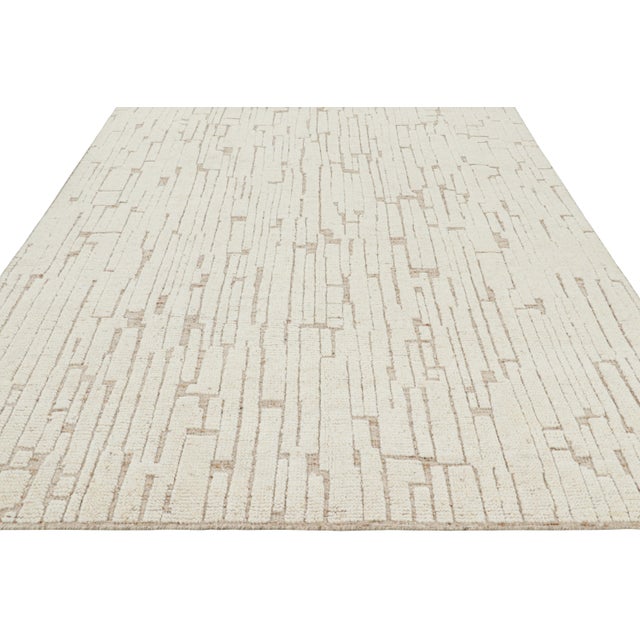 Rug & Kilim Rug & Kilim’s Contemporary Rug in White with High-Low Geometric Patterns - 12x15 For Sale - Image 4 of 7