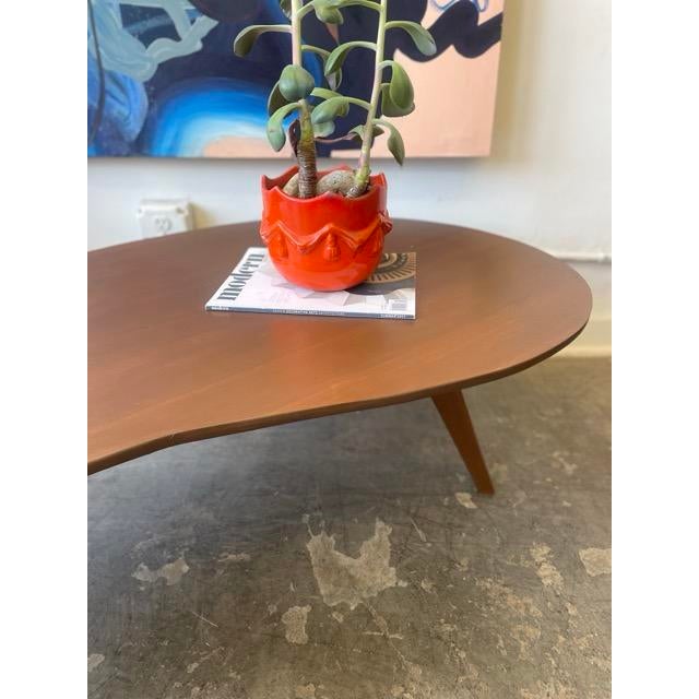 Sweet vintage inspired refurbished amoeba coffee table here and ready for another life! Great walnut wood grain, funky...