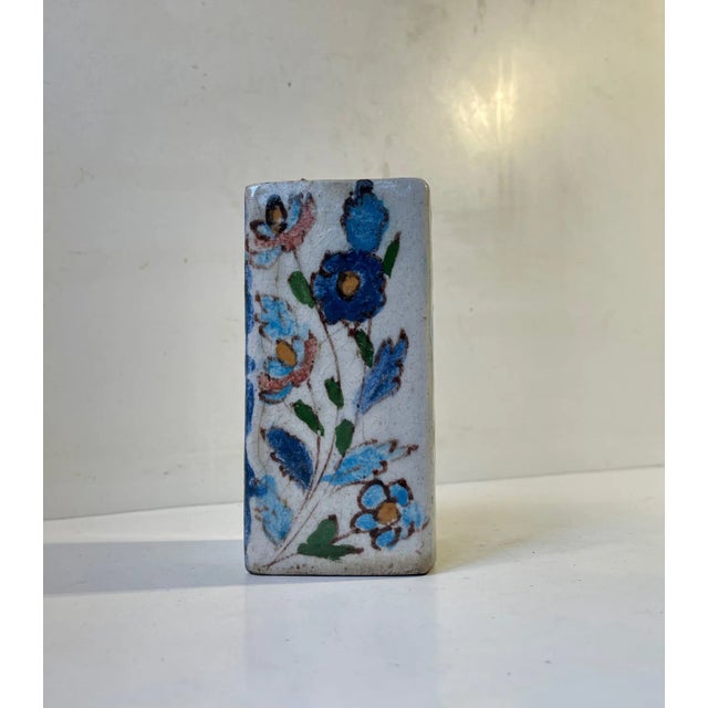 Guido Gambone Italian Ceramic Vase in the Style of Guido Gambone For Sale - Image 4 of 10