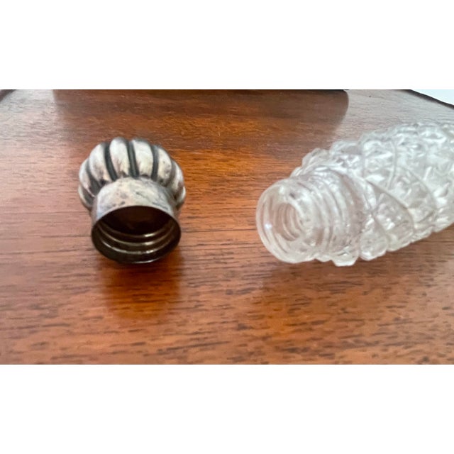 Mid 19th Century Double Bottle With 19th Silver and Crystal Salts For Sale - Image 5 of 9