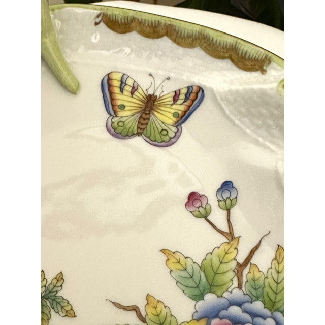 White 1980s Herend Queen Victoria Leaf Dish Hand Painted Porcelain Butterfly & Floral, Hungary Vbo 201 For Sale - Image 8 of 10