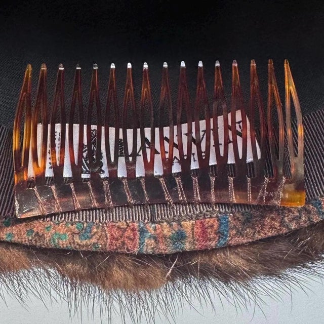 Mid-Century Modern Vintage Lanvin Paisley Wool & Mink Fur Pillbox Hat For Sale - Image 3 of 5