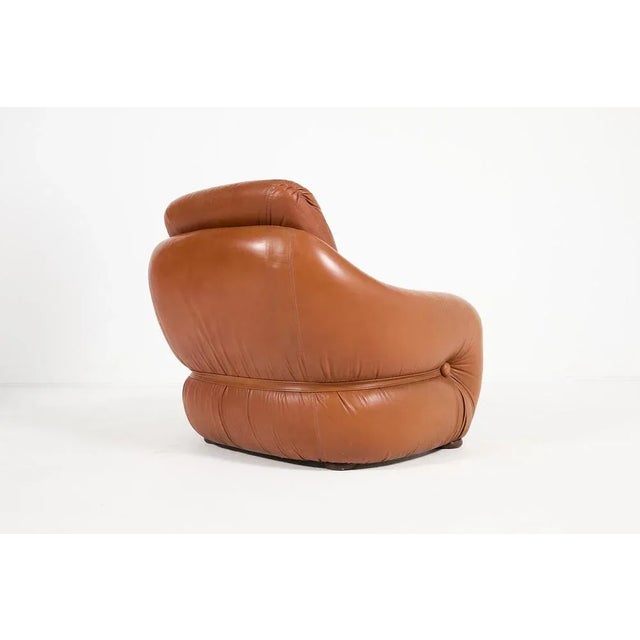 Italian Sculptural Leather Lounge Chair, 1960s For Sale - Image 4 of 10