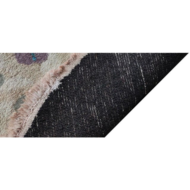 1920s Ivory Dragonfly Antique Round Chinese Art Deco Carpet 3' X 3' Knotted Wool Rug For Sale In New York - Image 6 of 6