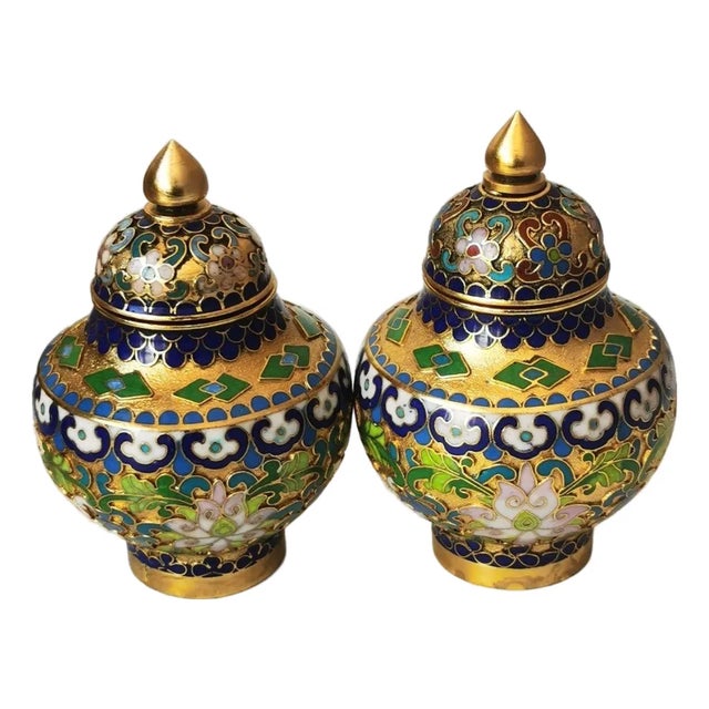Pair of Vintage Cloisonné Enamel Lidded Jars – Gold Ground, Floral Motif For Sale