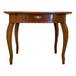 Biedermeier Walnut Table, 1840s For Sale
