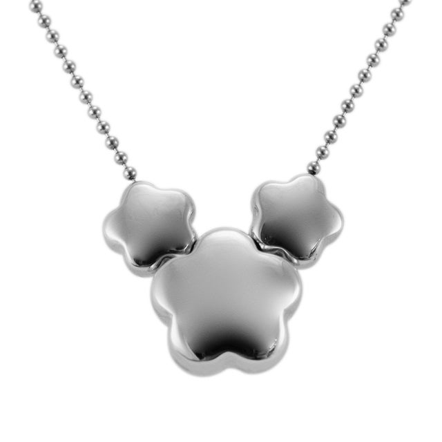 Modern H. Stern 18k White Gold Gliding Three Flower Pendant Necklace For Sale - Image 3 of 6