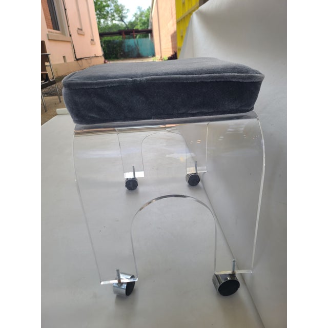 Plastic 1970s Lucite Waterfall Vanity Stool For Sale - Image 7 of 12