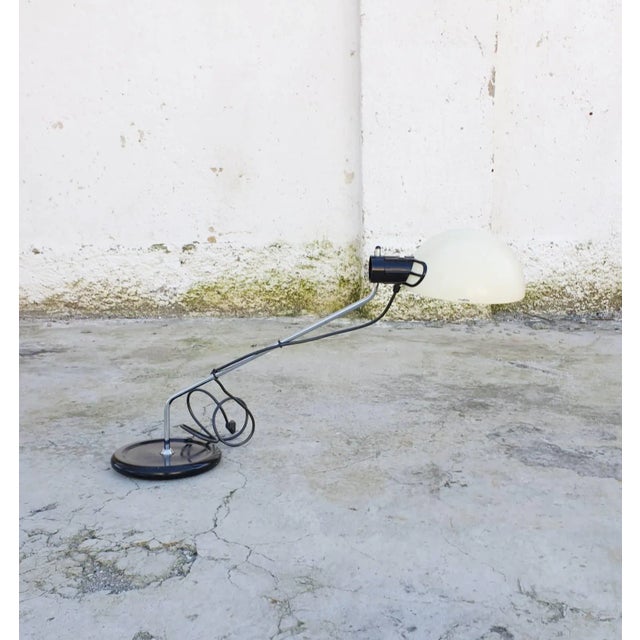 Mid-Century Italian Model Libellula Table Lamp by Emilio Fabio Simion for Guzzini, 1970s, in Very Good conditions....