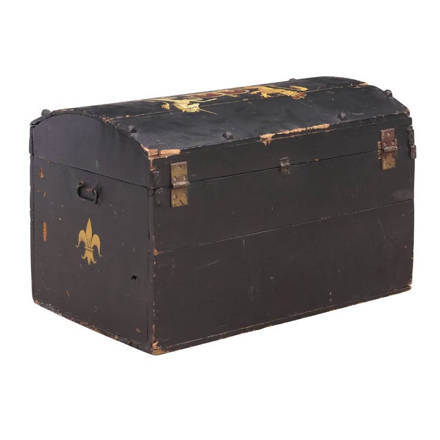 English Royal Coat of Arms Hand Painted 1851 Trunk - 1851 For Sale - Image 3 of 5