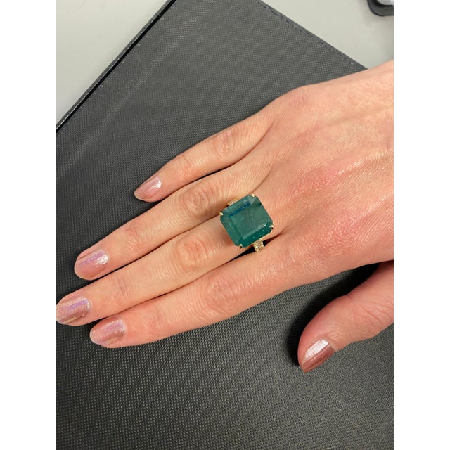 Green Vivid Green Emerald Shape Square Step Cut Emerald Diamond Cocktail Stateme, Size 6.5 For Sale - Image 8 of 10