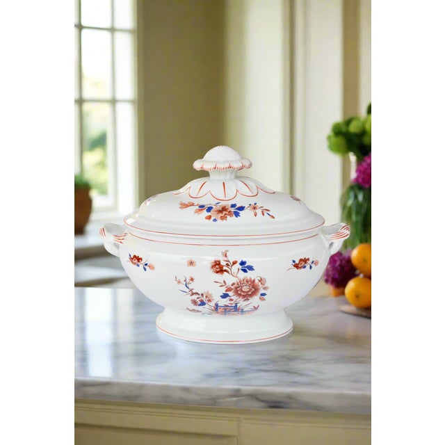 MOTTAHEDEH VISTA ALEGRE "AMOR'E PEONY" TUREEN Era: 1970s Origin: Portugal OVERVIEW: A substantial Vista Alegre porcelain...