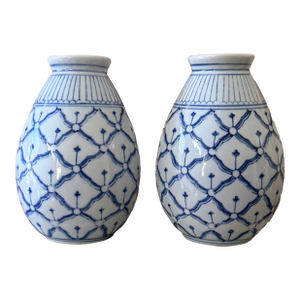 Vintage Pair of Blue and White Chinoiserie Ginger Jar Style Vases | Lattice Pattern Porcelain Decor | 1980s Chinese Import