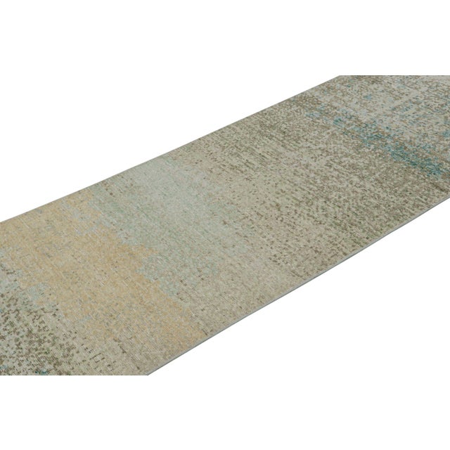 Late 20th Century Rug & Kilim’s Distressed Style Abstract Runner Rug in Blue and Beige For Sale - Image 5 of 7