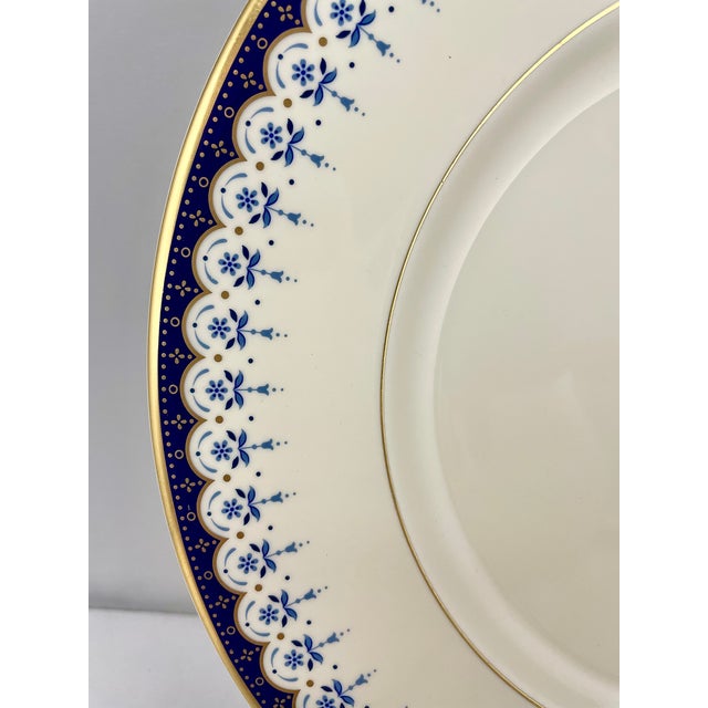 Neoclassical 1981 Minton Neoclassical Style "Consort" Dinner Service - 52 pcs For Sale - Image 3 of 18