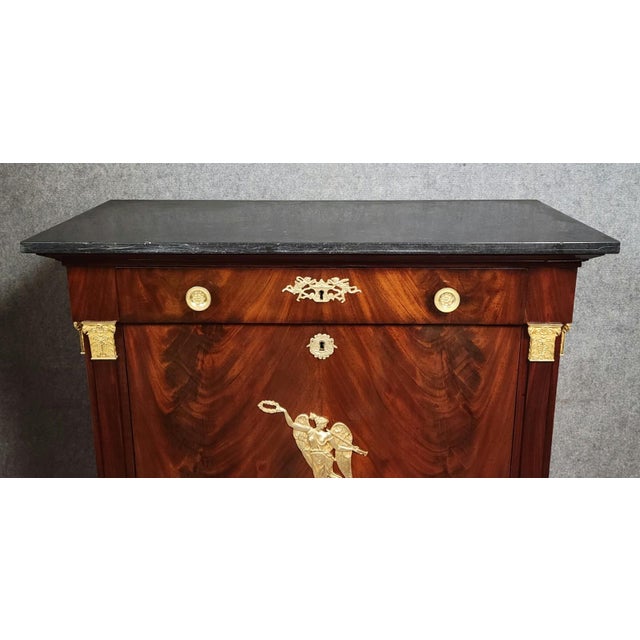 Empire Four-Column Secretaire in Flame Mahogany with Gilt Bronze Mounts For Sale - Image 6 of 13