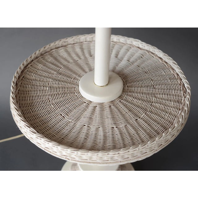 A real boho beauty from the 1970s! This floor lamp is as equally functional as it is stylish with a built-in round table...