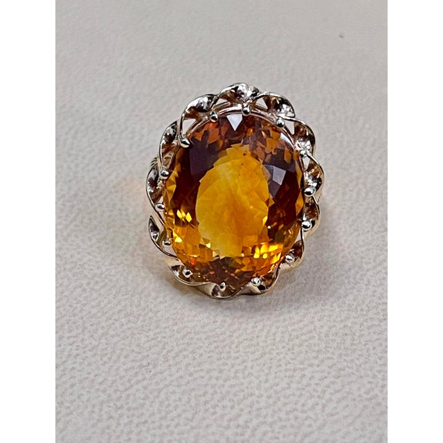 32 Carat Natural Oval Citrine Cocktail Ring in 14 Karat Yellow Gold, Estate For Sale - Image 11 of 18