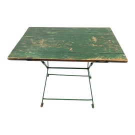 Example of Outdoor Dining Tables