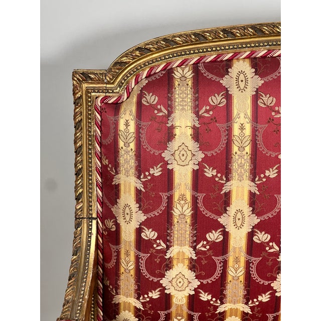 19th Century Antique Louis XVI Style Giltwood Settee in Silk Damask C. Late 19th Century For Sale - Image 5 of 10