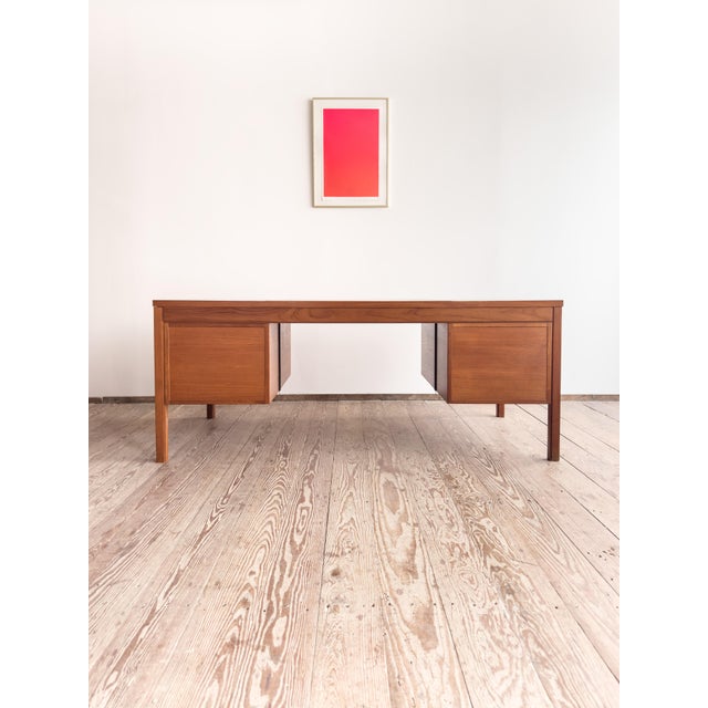 1970s Mid-Century Modern Teak Executive Desk with Leather Inlay, 1970s For Sale - Image 5 of 18