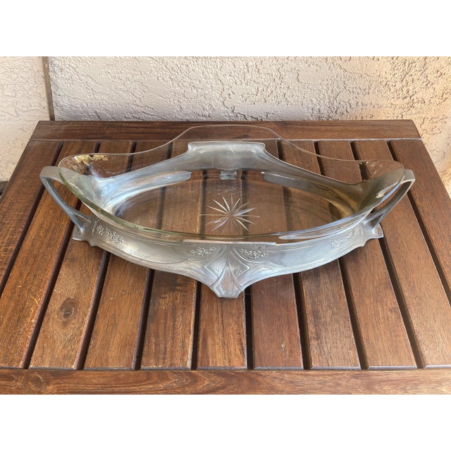 Here is a beautiful art Nouveau Pewter Fruit Bowl by Jugentil Metalware, 1902-1908, complete with original glass insert...