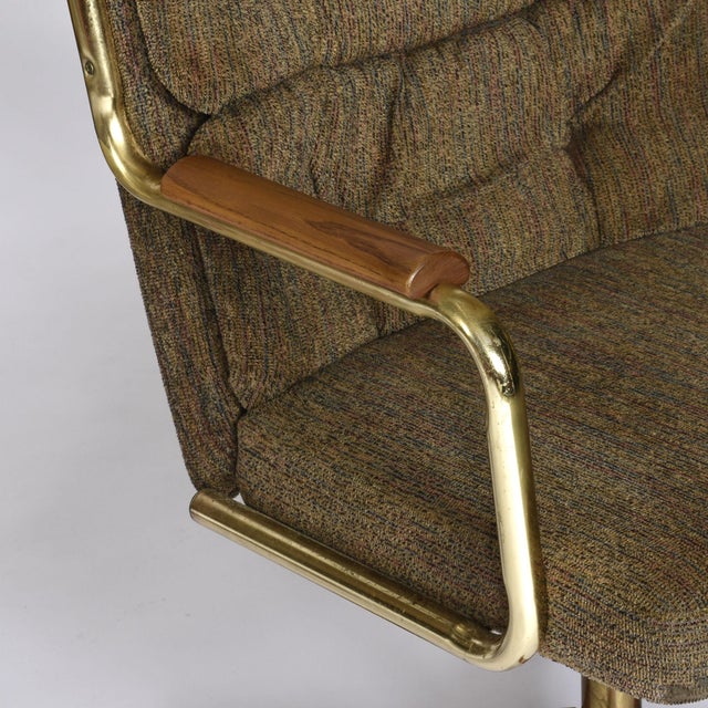 Chromcraft Set of 3 Stoneville Brown Gold and Oak Swivel Armchairs on Casters For Sale - Image 4 of 17