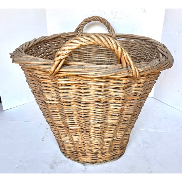 Brown 1940s French Woven Wicker Oval Market Basket For Sale - Image 8 of 12