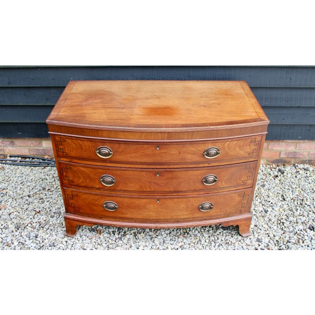 George III Mahogany Bowfront Chest of Drawers For Sale - Image 5 of 7