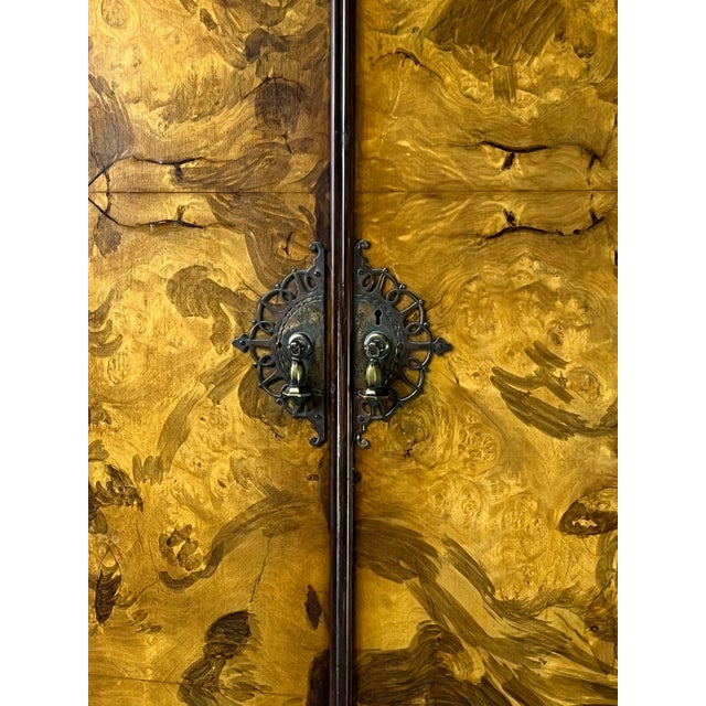 Art Deco Mid 20th Century English Art Deco Book-Matched Burl Walnut Wardrobe For Sale - Image 3 of 13