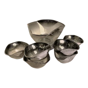 Mid 20th Century Dorothy Thorpe Queens Vitreon Lusterware Triangular 7 Piece Salad Serving Bowls Set