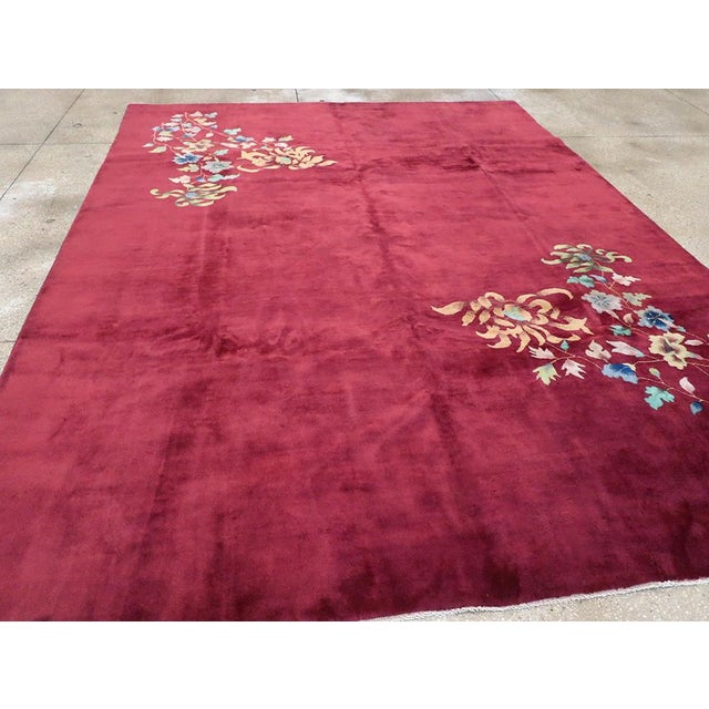 Galerie Shabab Collection Mid-20th Century Chinese Art Deco Room Size Carpet For Sale In New York - Image 6 of 8