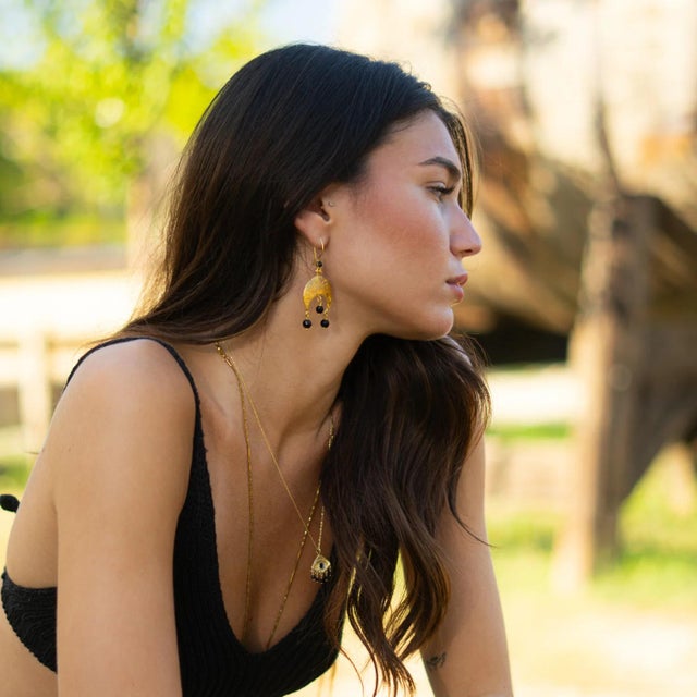 Mystic Moon Onyx Dangle Gold Earrings, A Pair For Sale In Miami - Image 6 of 10