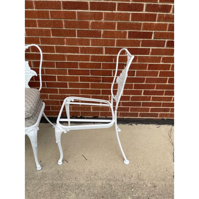 1950s Woodard Trianon Wrought Iron Patio Dining Chairs Hollywood Regency Set of 4 For Sale - Image 11 of 14