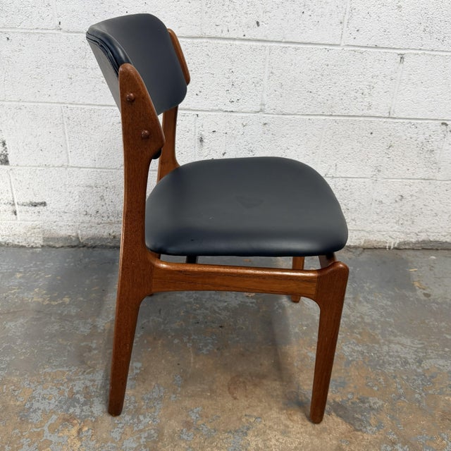 Mid-Century Modern Danish Modern Teak Erik Buch Model 49 Dining Chair, Circa 1960s For Sale - Image 3 of 6