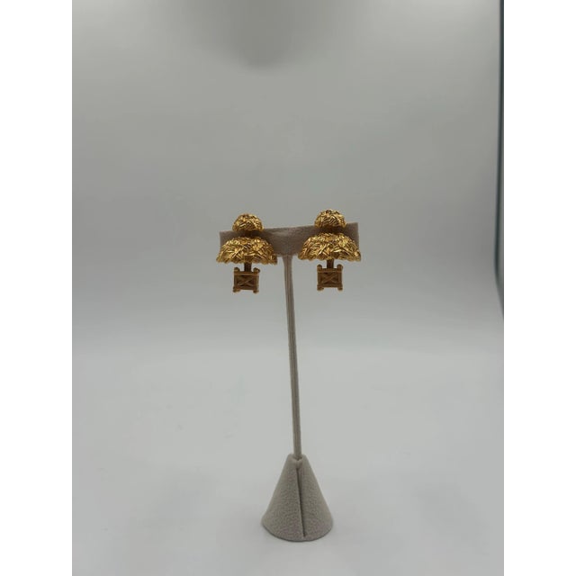 Traditional Karl Lagerfeld Bonzaï Gold-toned Clip-on Earrings For Sale - Image 3 of 7