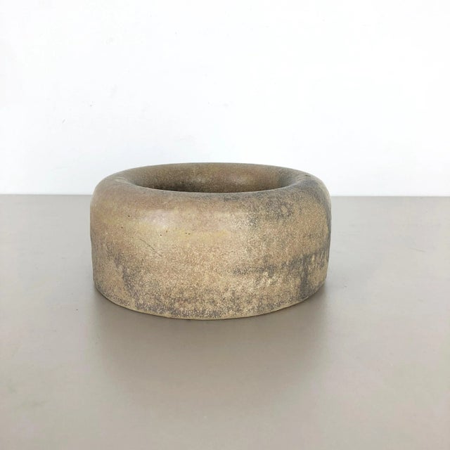 Ceramic Shell Vase by Piet Knepper for Mobach, 1960s For Sale - Image 12 of 12