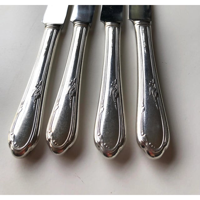 Oneida Vintage Wm A. Rogers A1 Plus Oneida Ltd Silver Plated "Heather" Pattern Dinner Knives- Set of 4 For Sale - Image 4 of 6