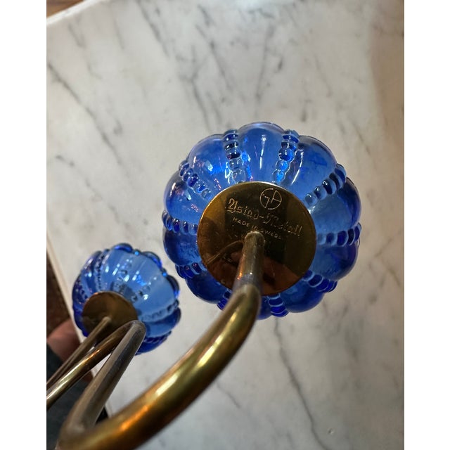 Mid 20th Century MCM Gunnar Ander for Ystad-Metall 5-Light Brass & Cobalt Blue Glass Flower Candelabra For Sale - Image 5 of 5