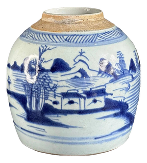 Chinese Qing Dynasty Blue and White Porcelain Ginger Jar, 19th Century