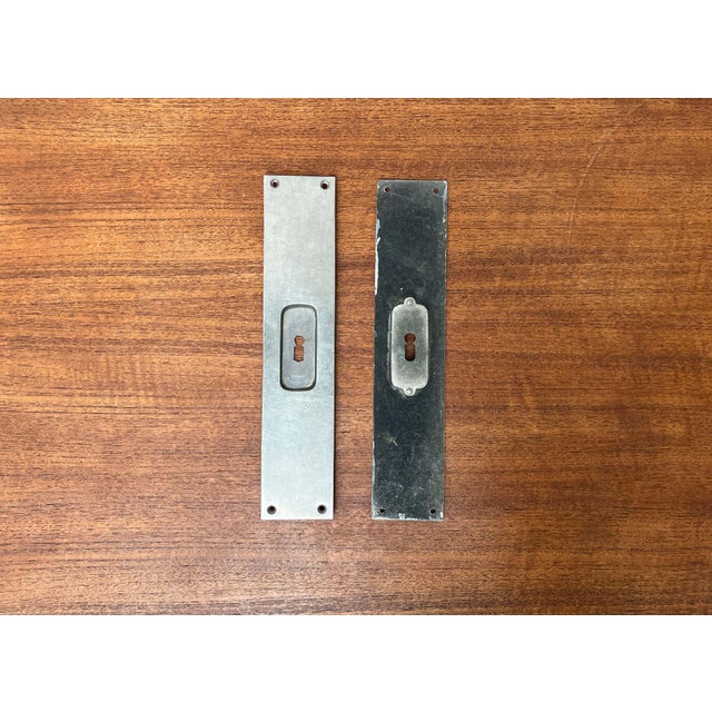Metal Minimalist Sliding Door Mounting Handles, Germany, 1920s, Set of 2 For Sale - Image 7 of 11