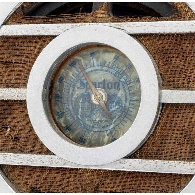 Sparton Walter Dorwin Teague "Bluebird" Vintage Radio, Model 566, Circa 1935 For Sale - Image 4 of 10