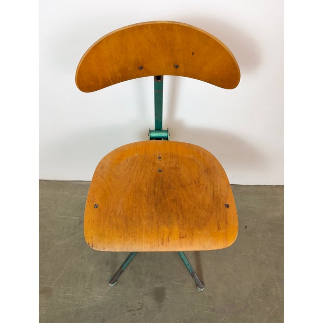 Industrial Dark Green Workshop Chair, 1950s For Sale - Image 4 of 18