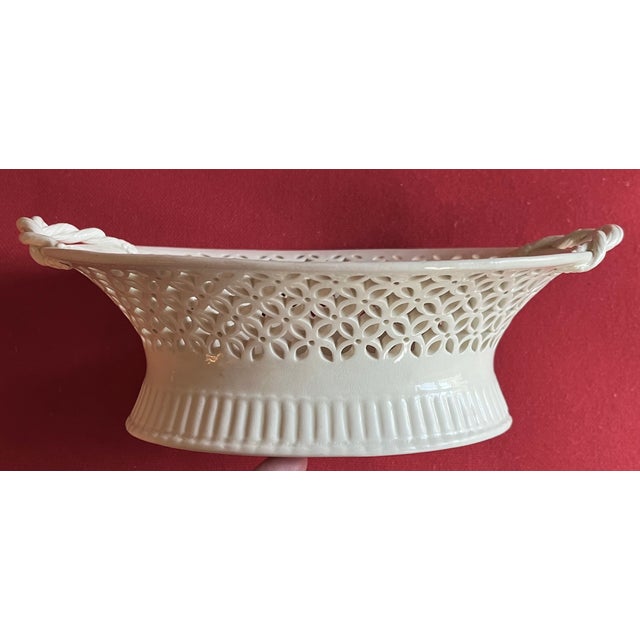 Cream Antique 18th Century George III Creamware Chestnut Basket With Reticulated Border For Sale - Image 8 of 12